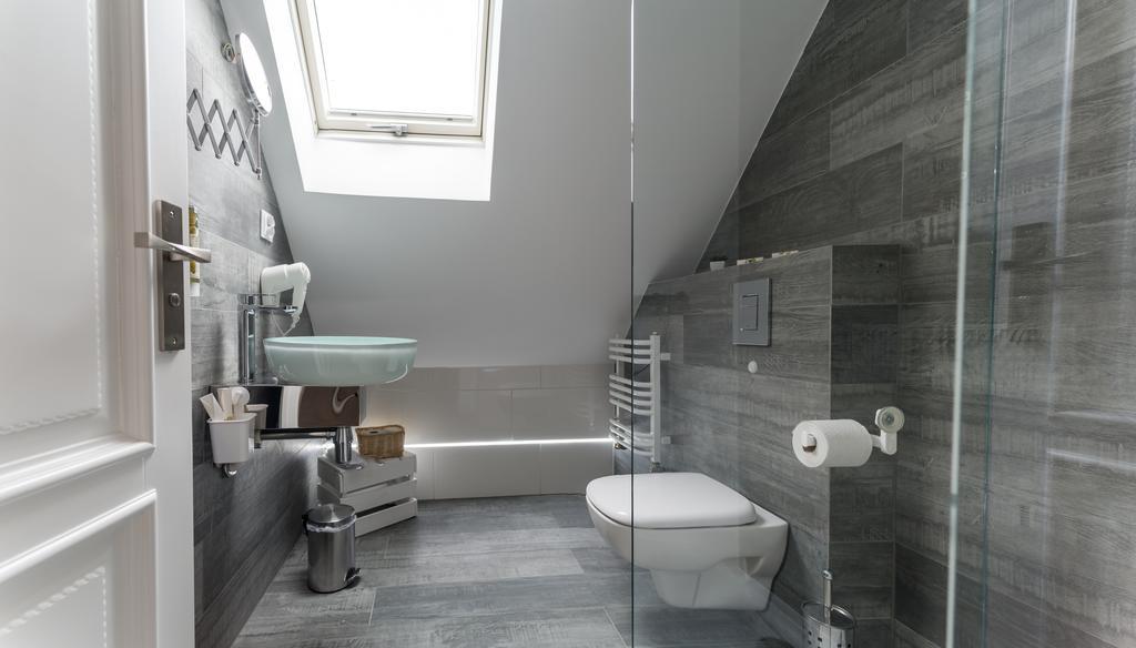 Dworek Admiral Bed & Breakfast 3*