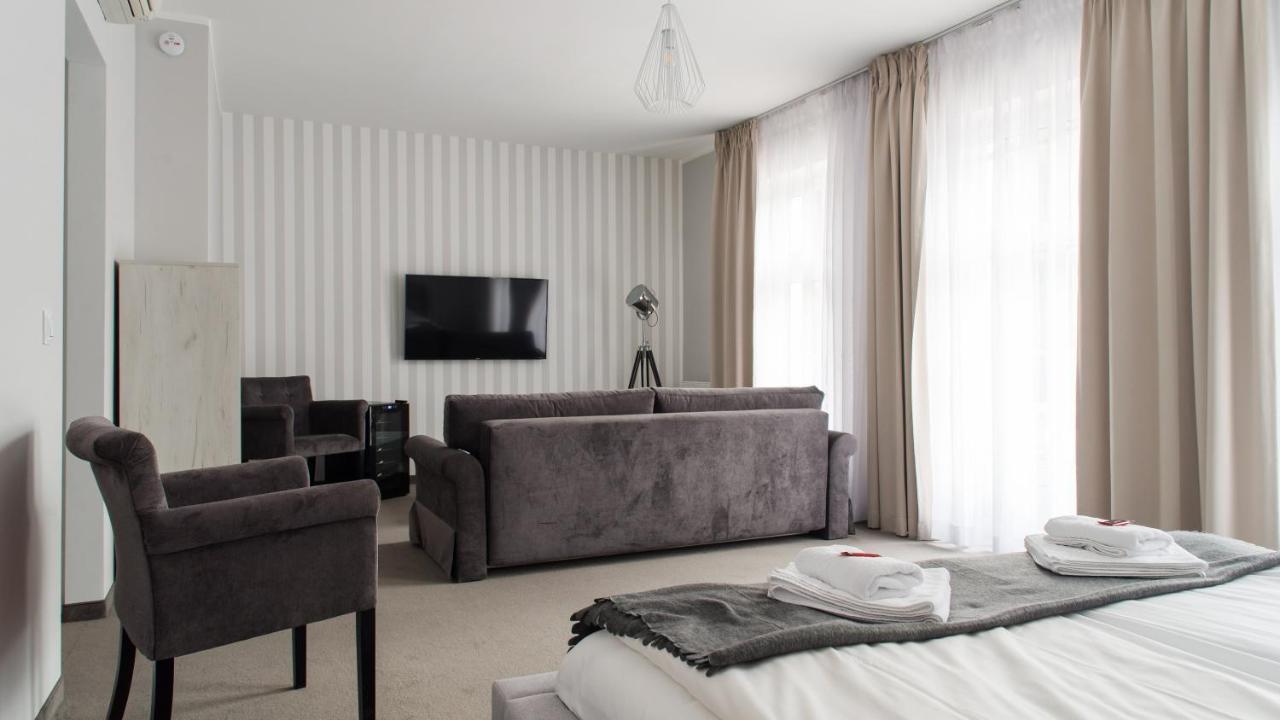 Bed & Breakfast Dworek Admiral