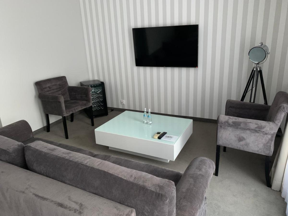 Dworek Admiral Bed & Breakfast Sopot
